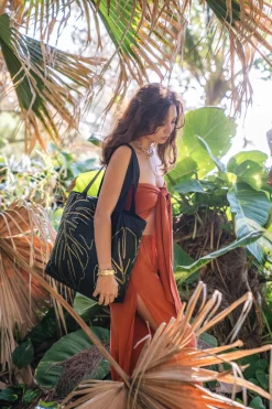 Lanai Tote Bag